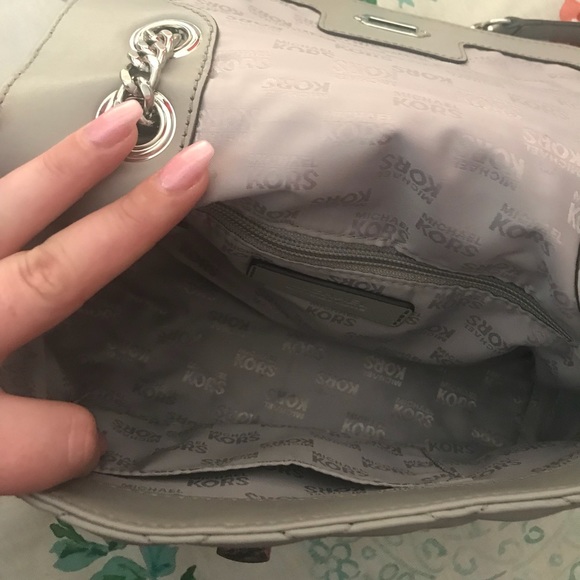 Michael Kors Handbag - Picture 3 of 8